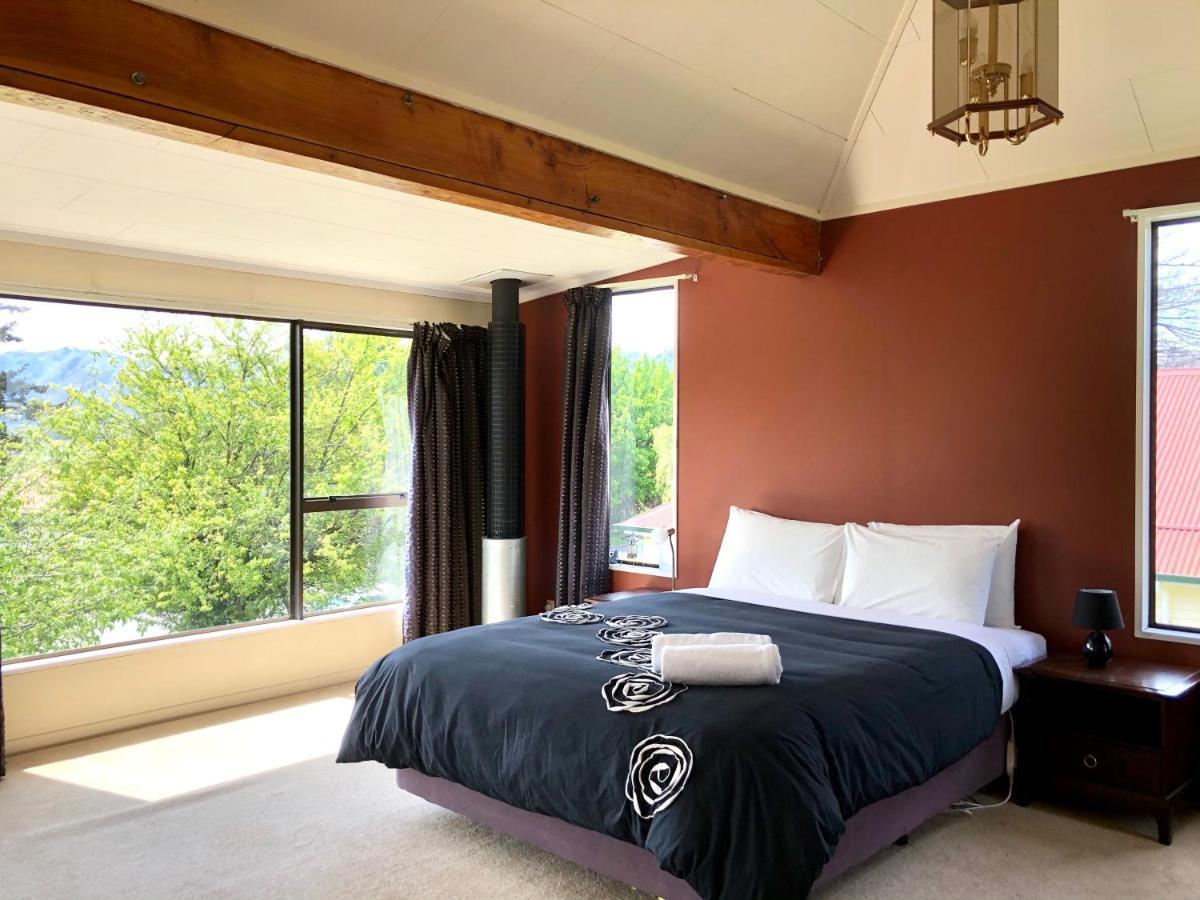 Wharepuni Villa Лейк Текапо Екстериор снимка